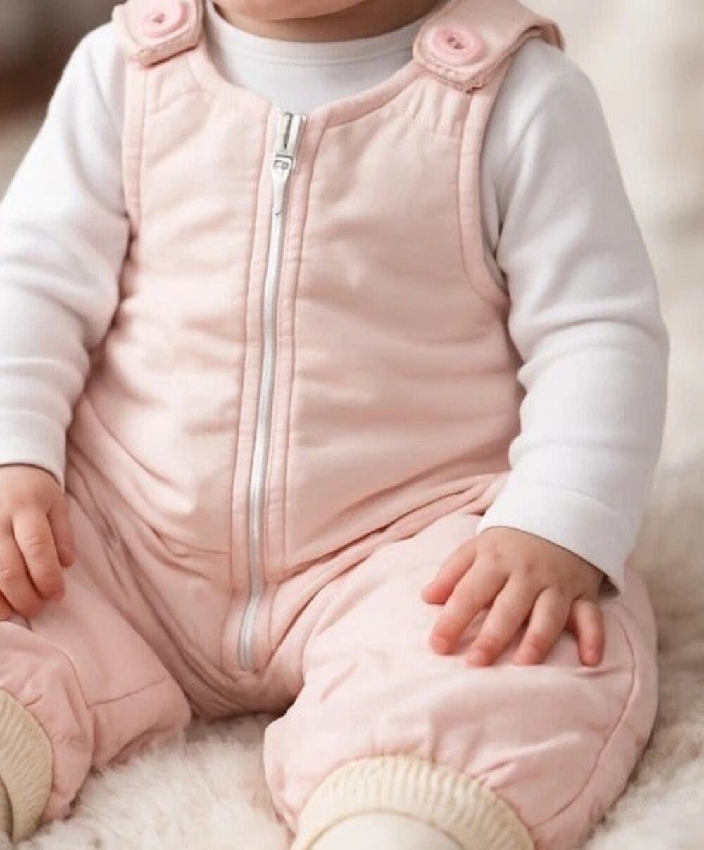 Vtg Baby Girls Pink Insulated Snowsuit 12 mos Ski Bib Overalls Quilted Zip